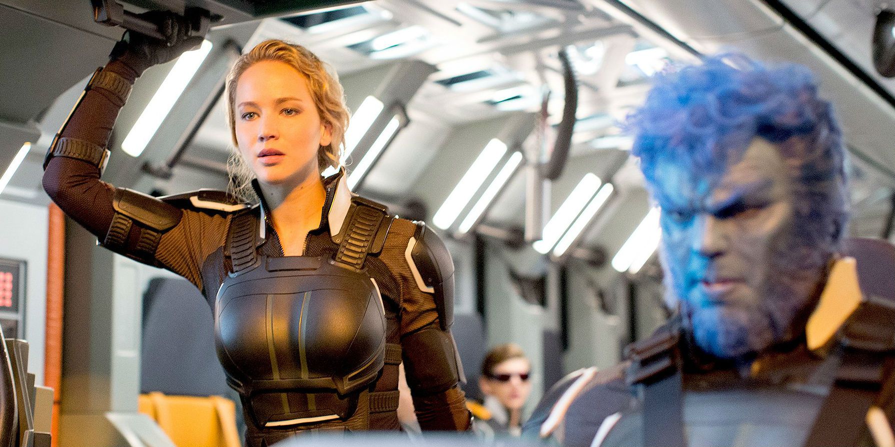 Jennifer Lawrence and Nicholas Hoult in X-Men Apocalypse
