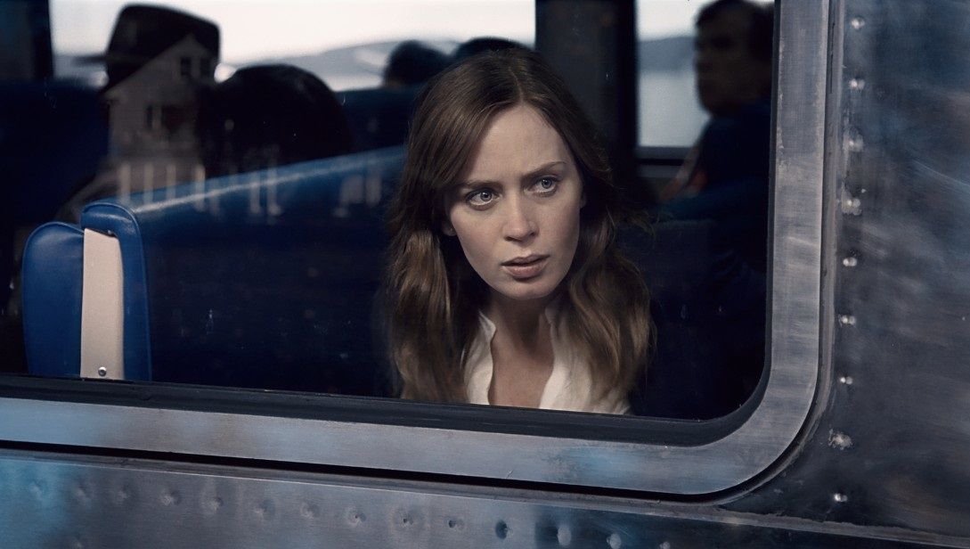 Pregnancy Girl on the Train Emily Blunt