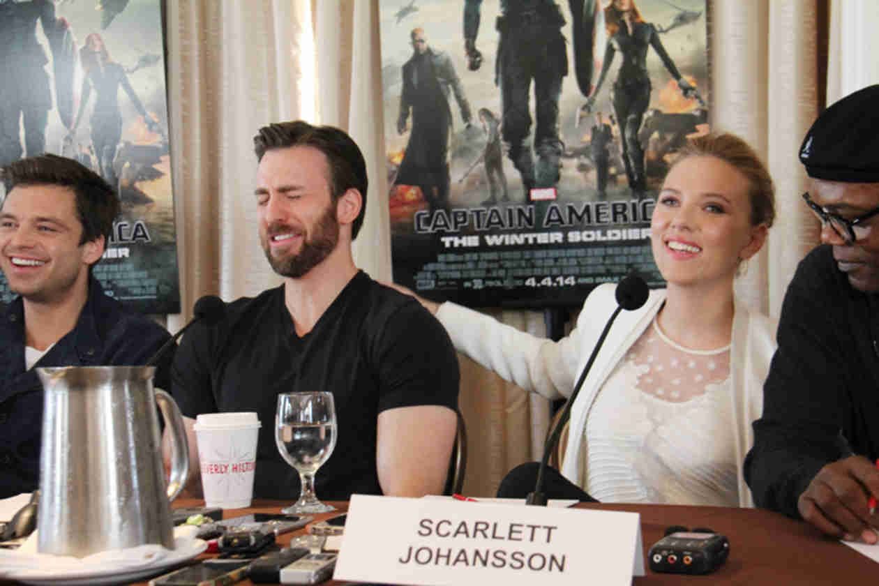 15 Secrets Behind Chris Evans And Scarlett Johansson’s Friendship