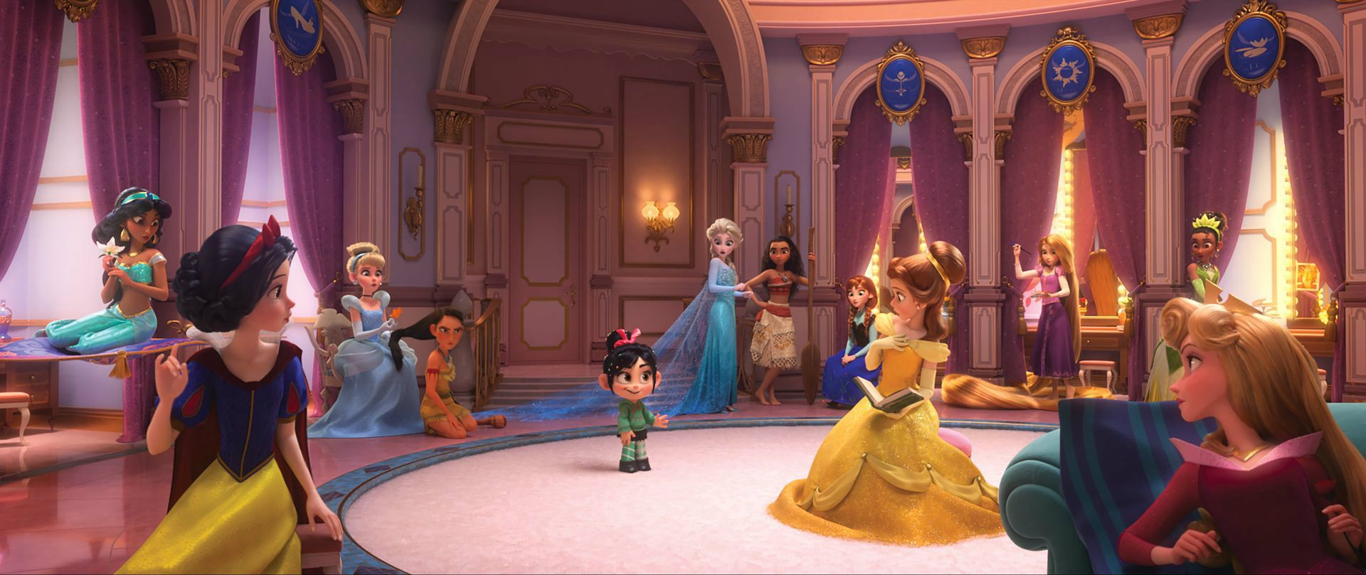 Vanellope meets Disney Princesses in Wreck It Ralph 2