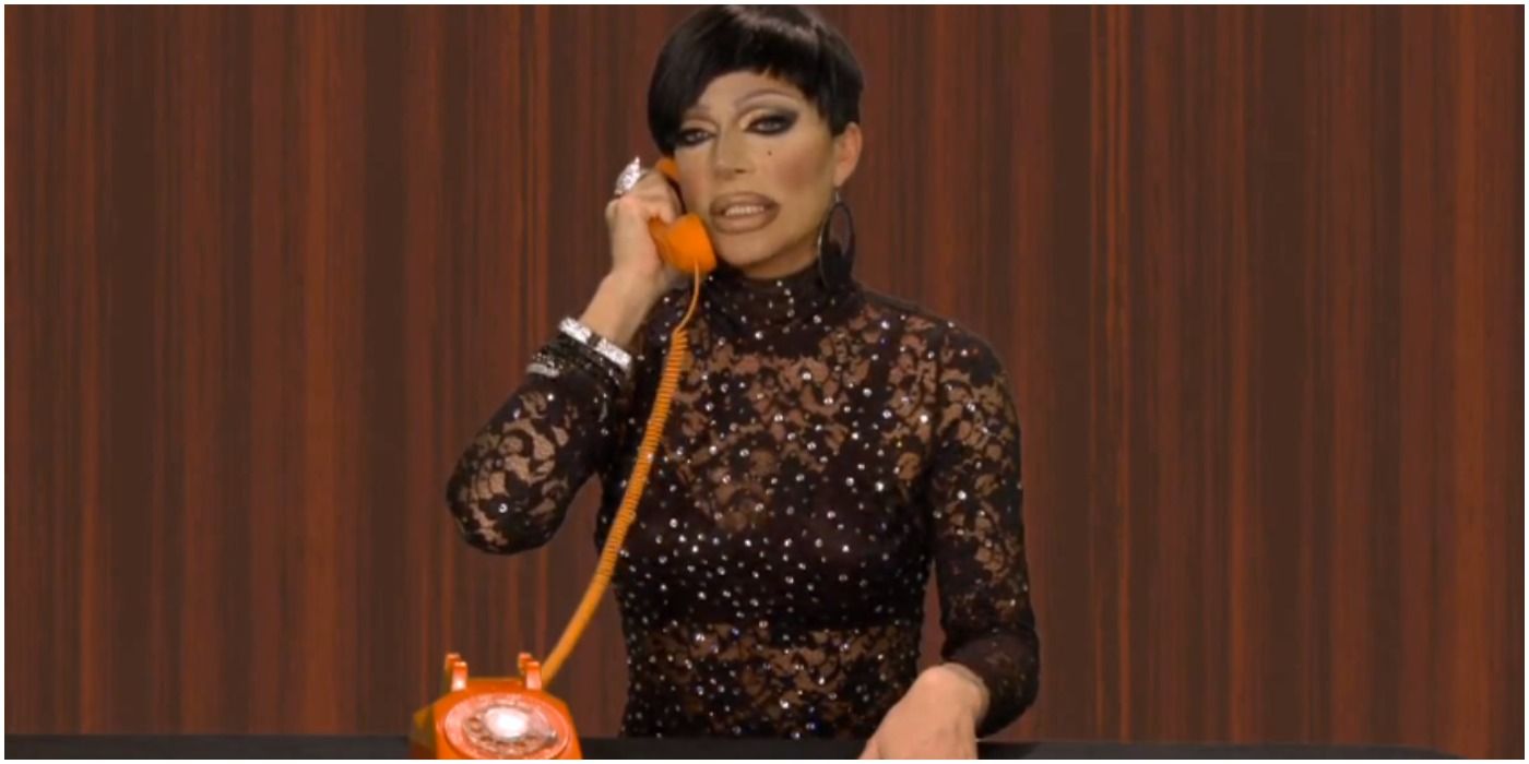 Raven from RuPaul's Drag Race on phone