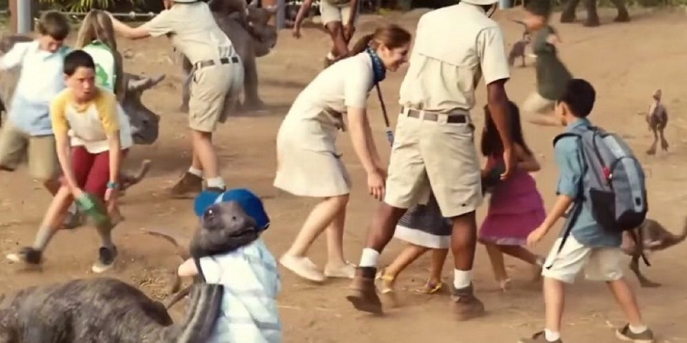 Baby Dinosaur Petting Zoo in Jurassic World
