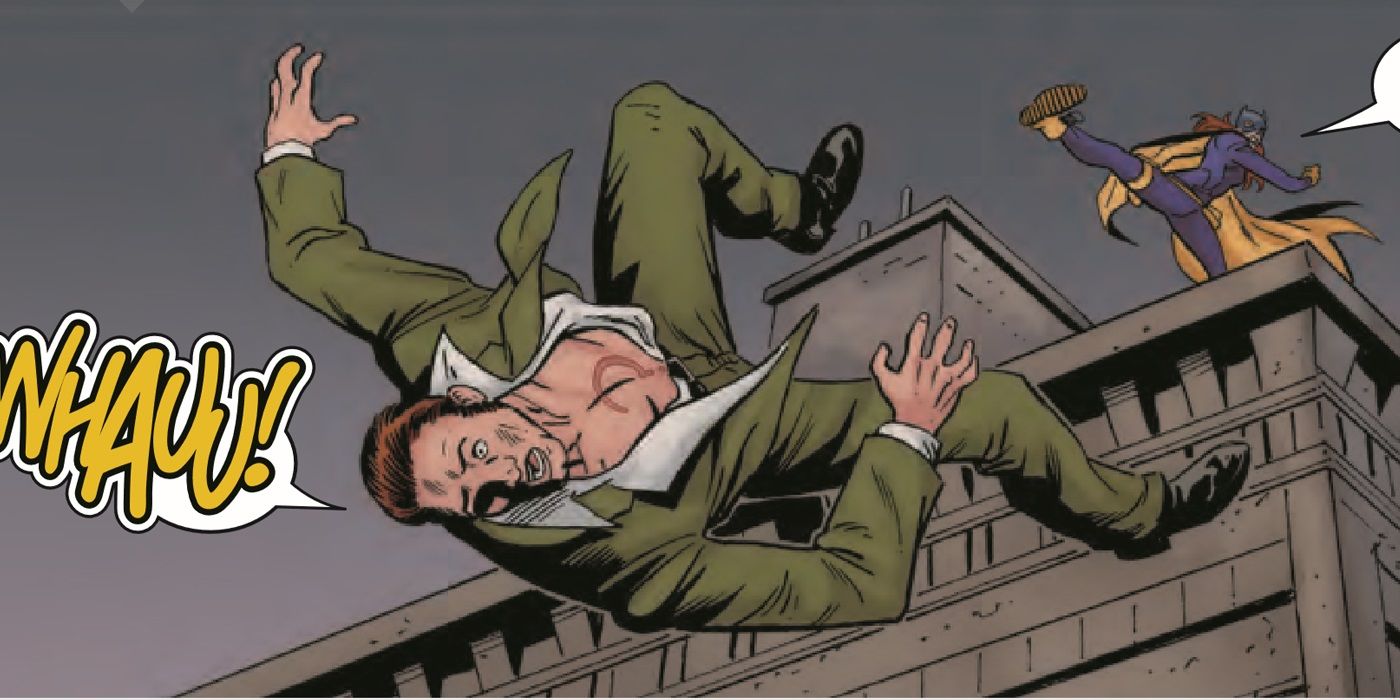 Batgirl-Kicks-The-Riddler-Off-The-Roof