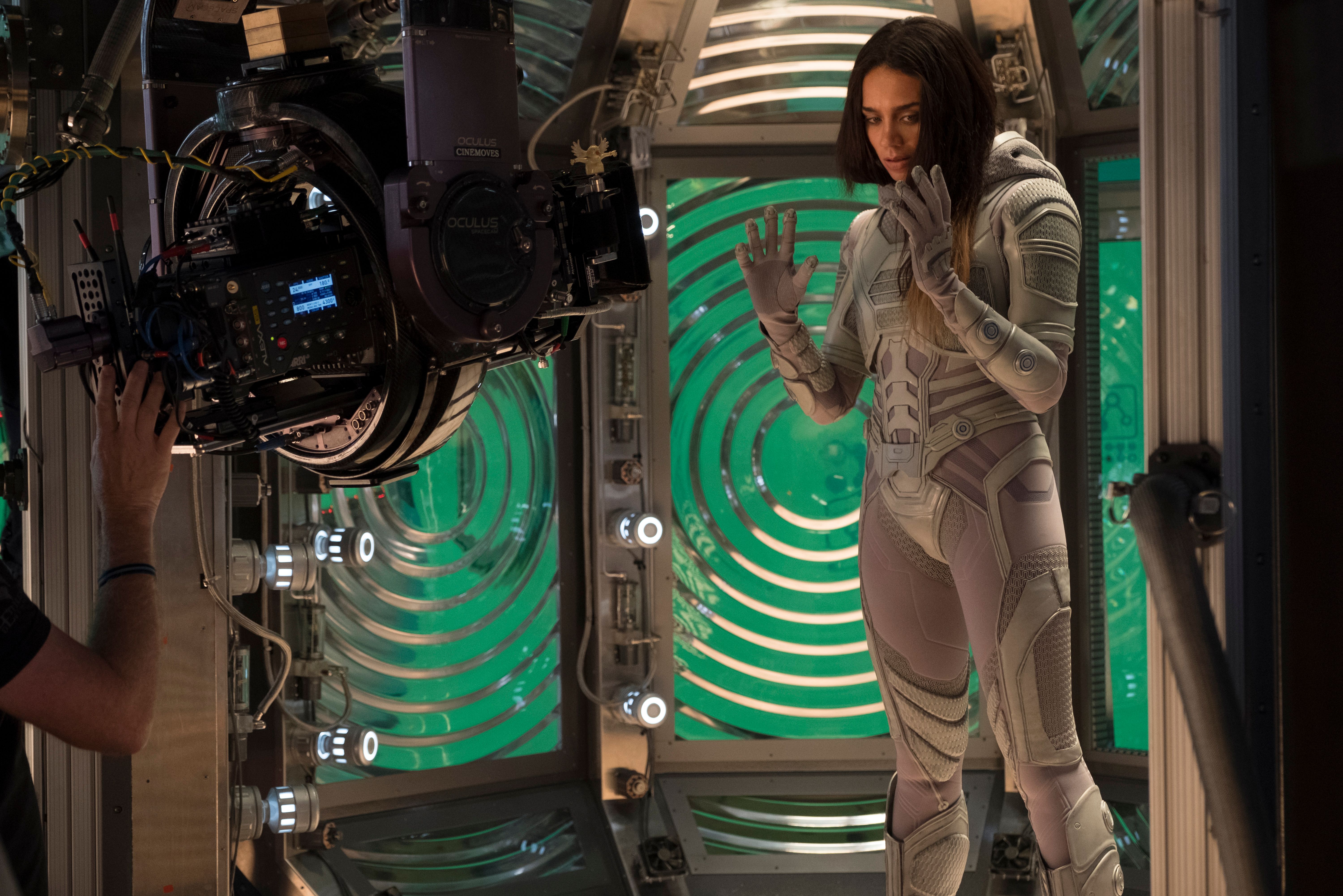 Ghost in Ant-Man and the Wasp Full Size 5