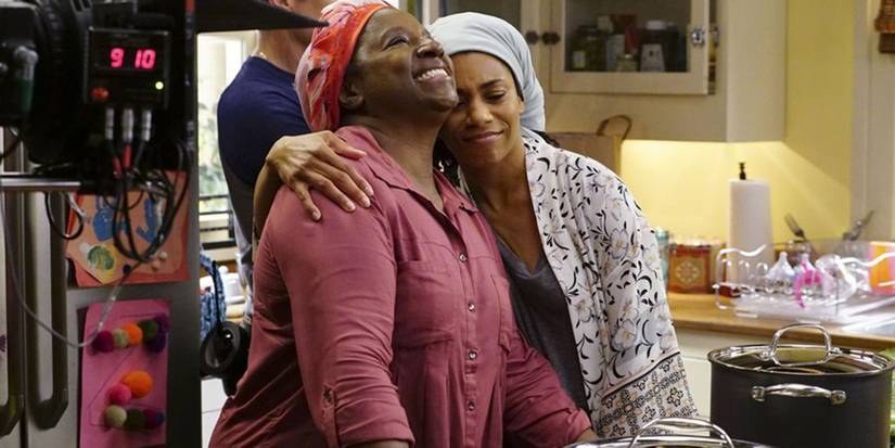 Maggie hugging her mom Diane on Grey's Anatomy