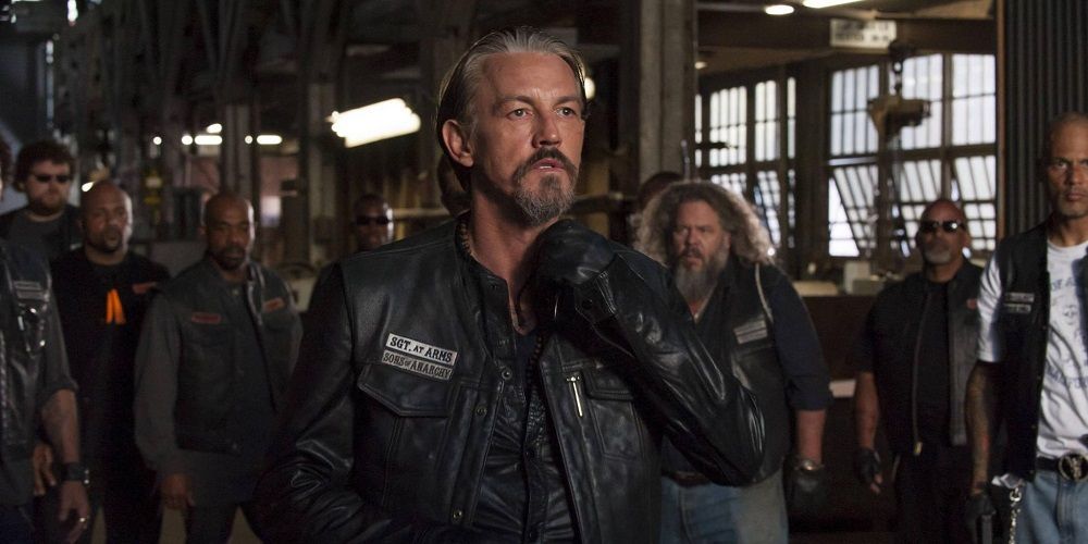 Chibs in a garage in Sons of Anarchy