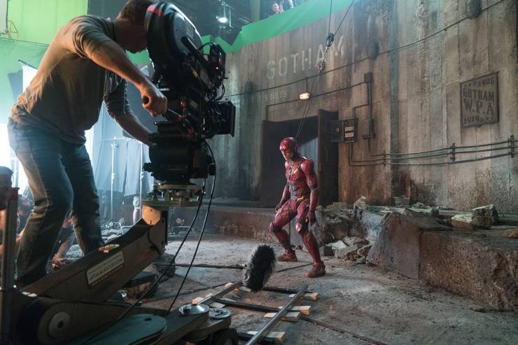 JL Behind The Scenes Flash