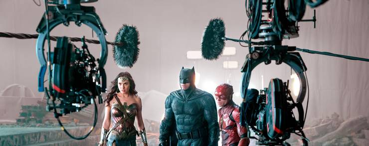 JL Behind The Scenes WW Batman Flash