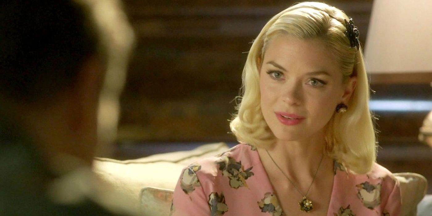 Jaime King in Hart of Dixie