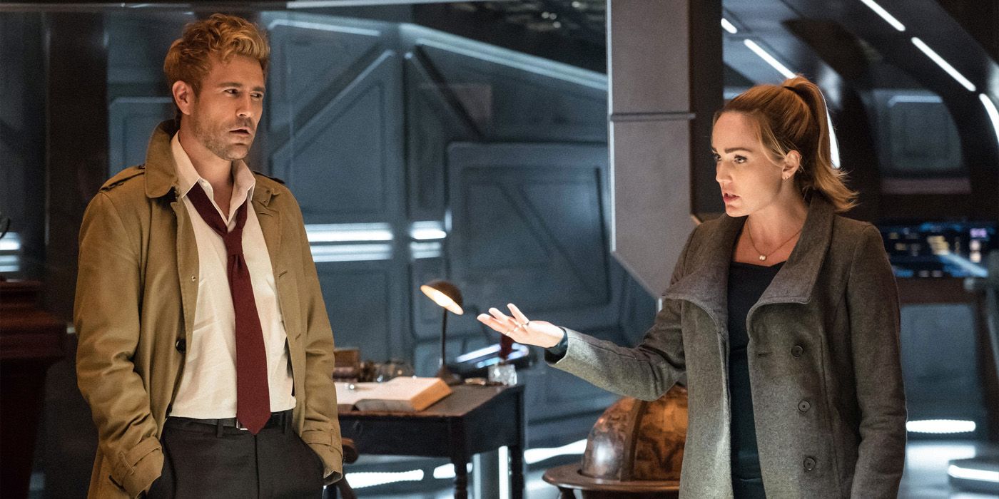 John Constantine and Sara Lance talk on Legends of Tomorrow