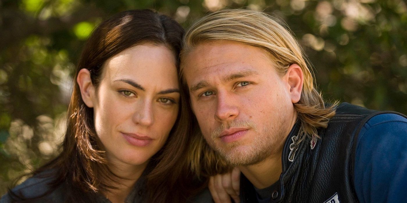 Maggie Siff and Charlie Hunnam in Sons of Anarchy