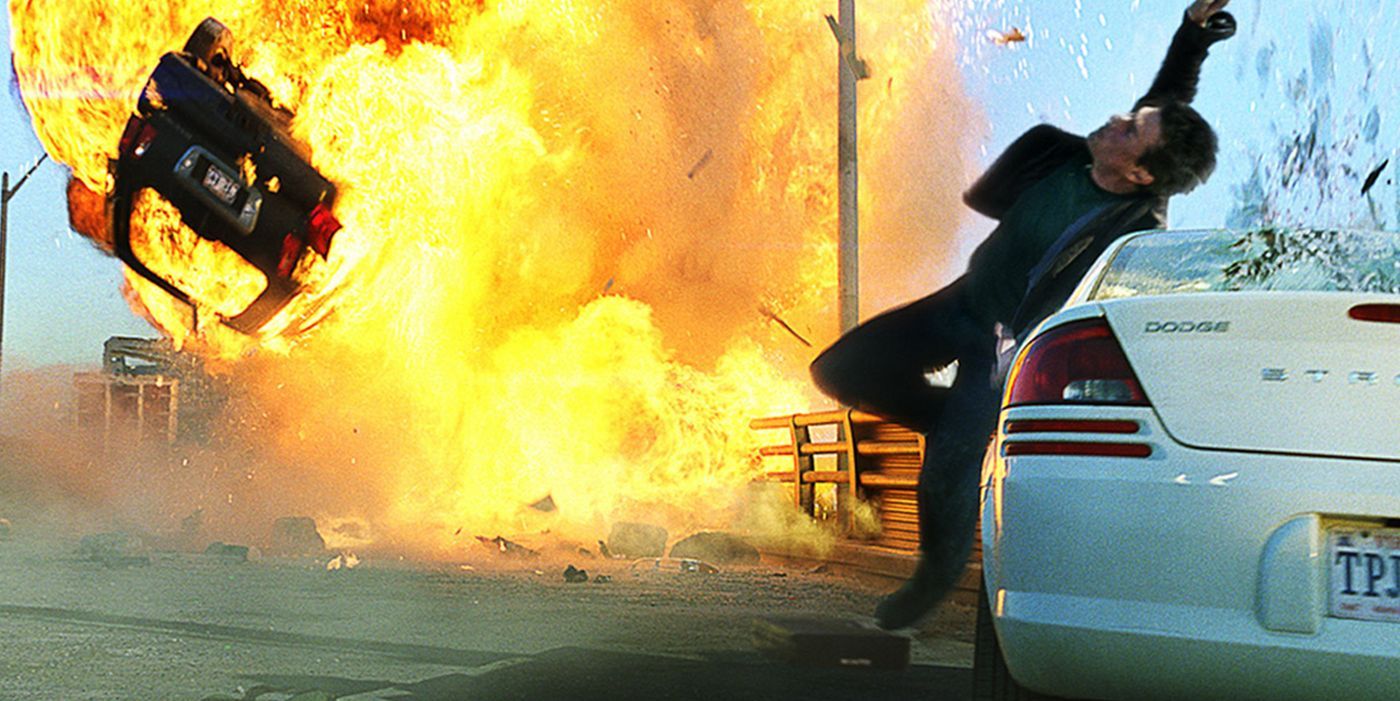 Tom Cruises Most Extreme Mission Impossible Stunts (And How He Did Them)