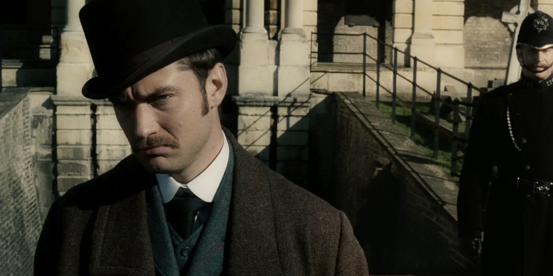 Jude Law in Sherlock Holmes