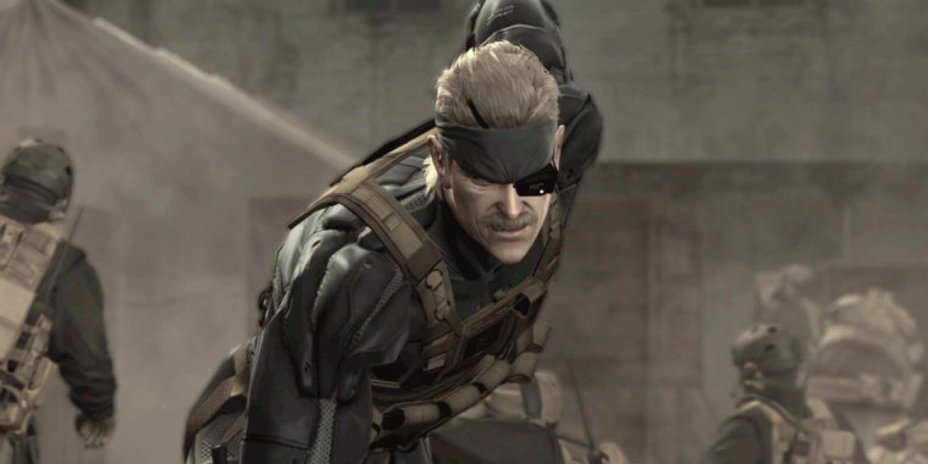Solid Snake in Metal Gear Solid ready for battle
