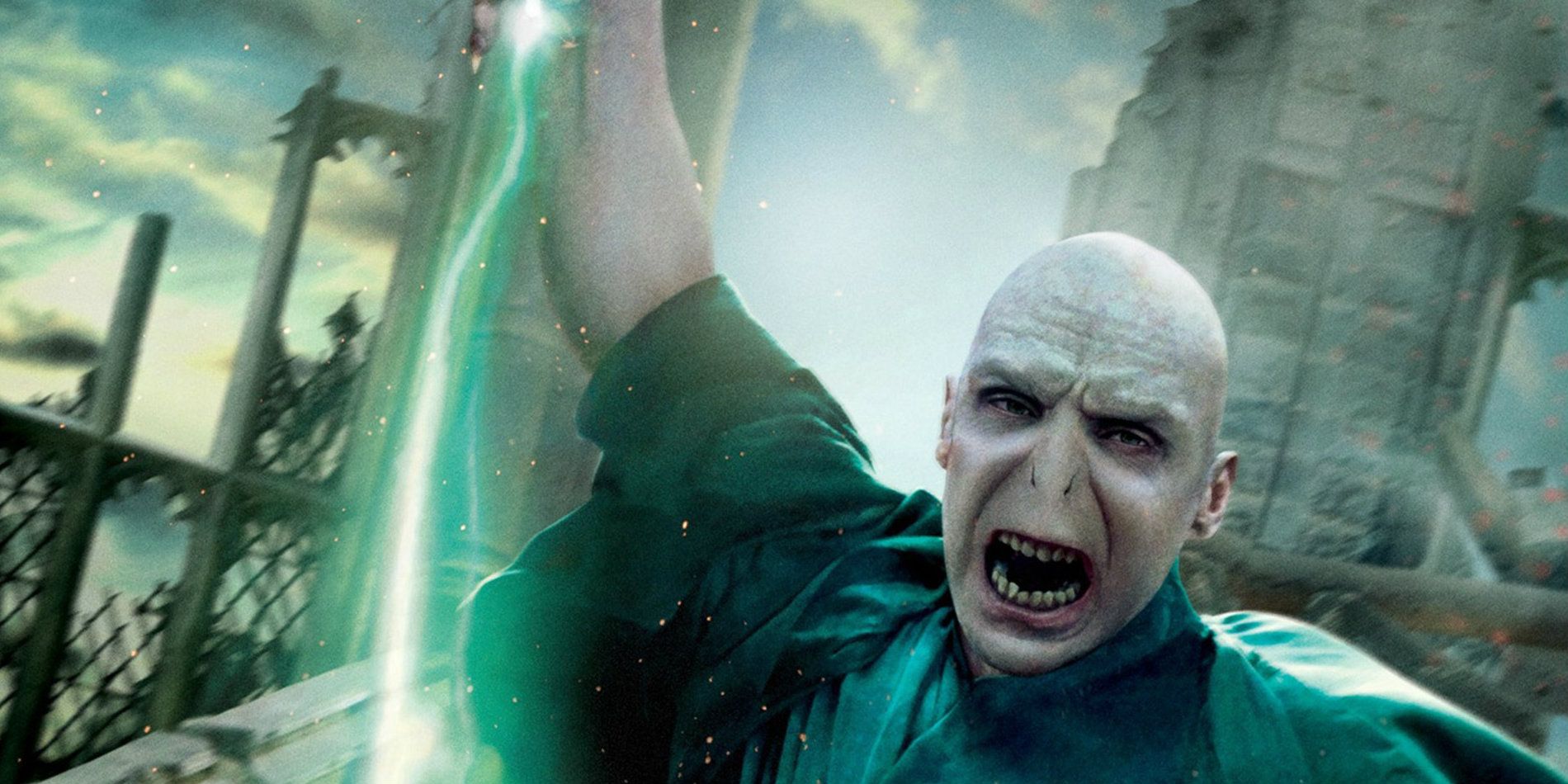 Voldemort casting a spell at the battle of Hogwarts 
