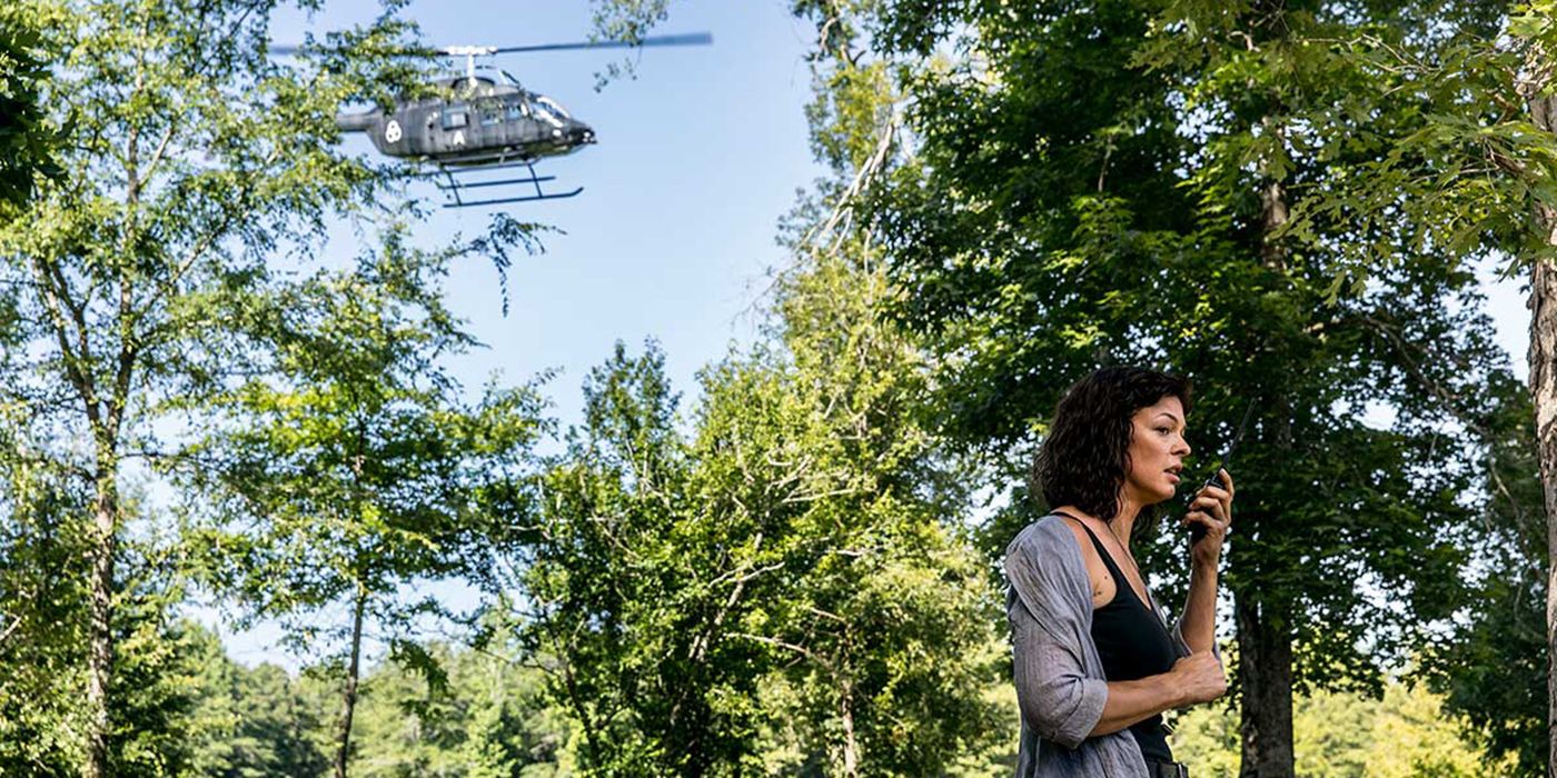 JADIS-RADIOS-HELICOPTER-IN-THE-WALKING-DEAD-SEASON-9