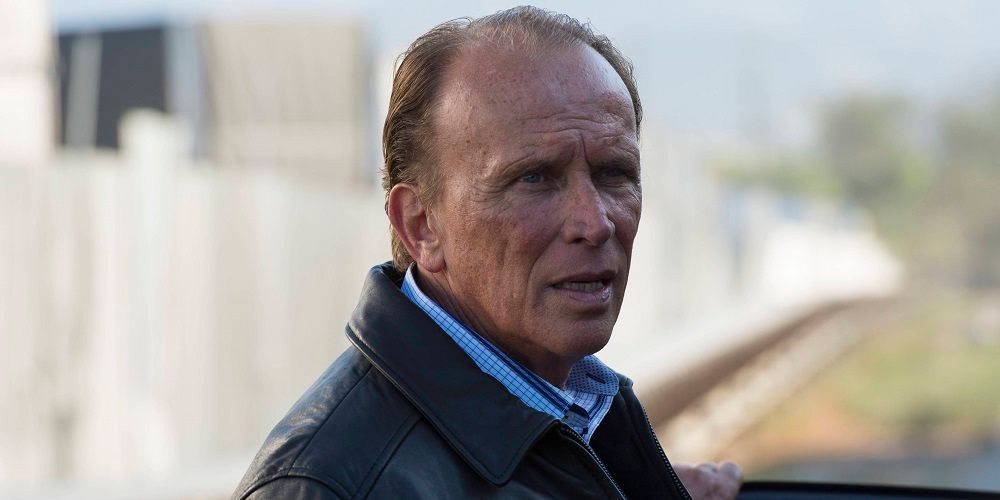 Peter Weller in Sons of Anarchy