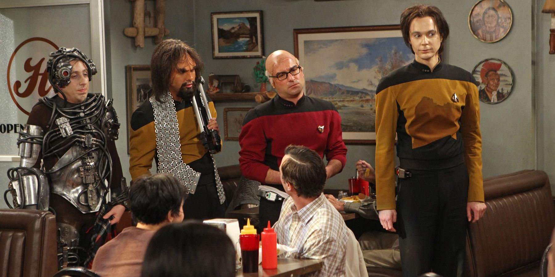 The Big Bang Theory Cast Dressed As Star Trek The Next Generation