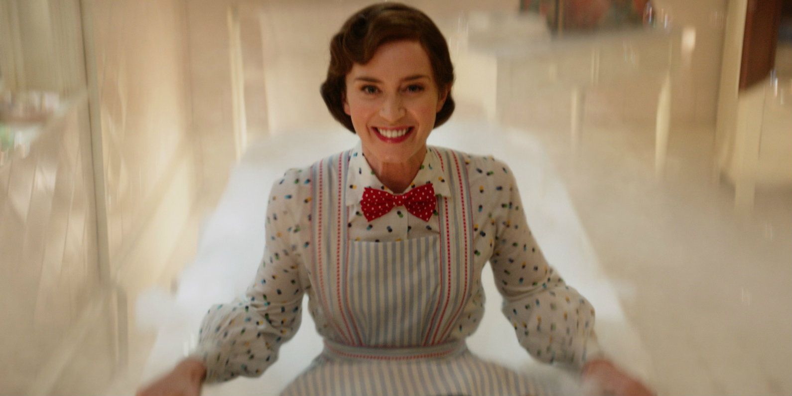 Mary Poppins on the edge of a bathtub in Mary Poppins Returns