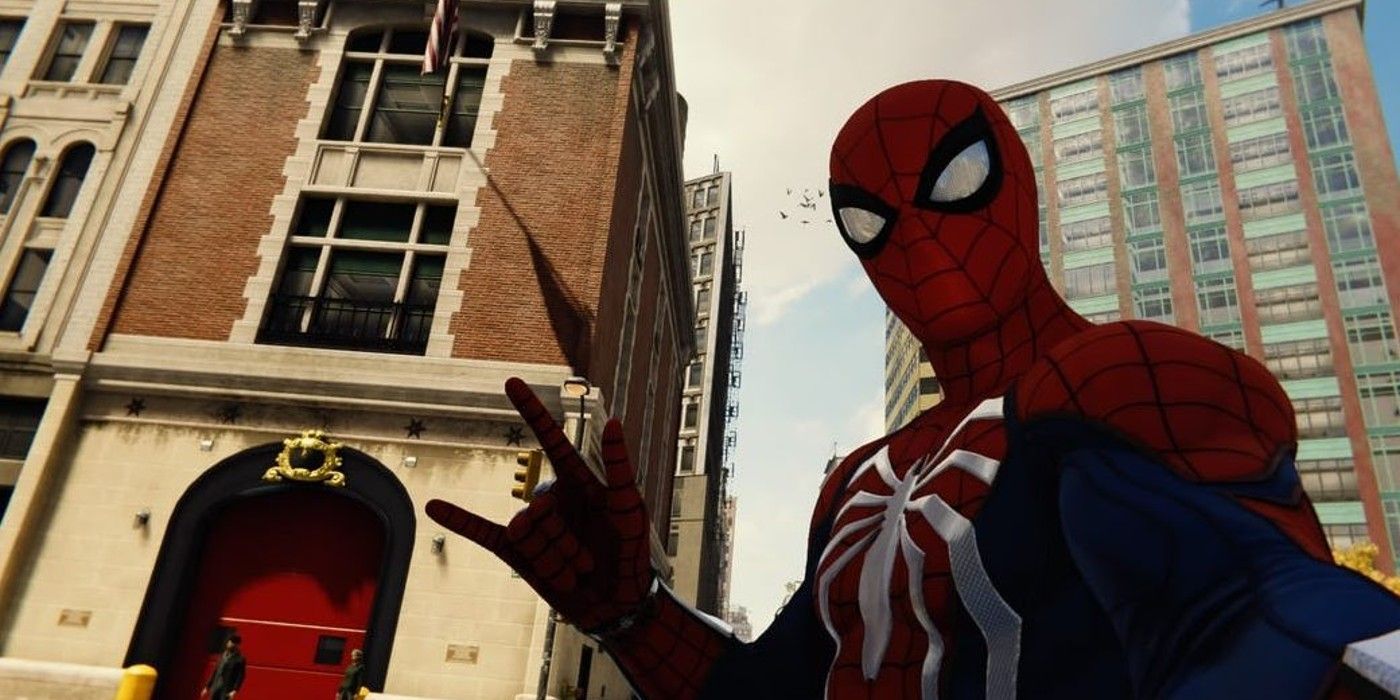 Spider-Man alongside the Ghostbusters building on PS4