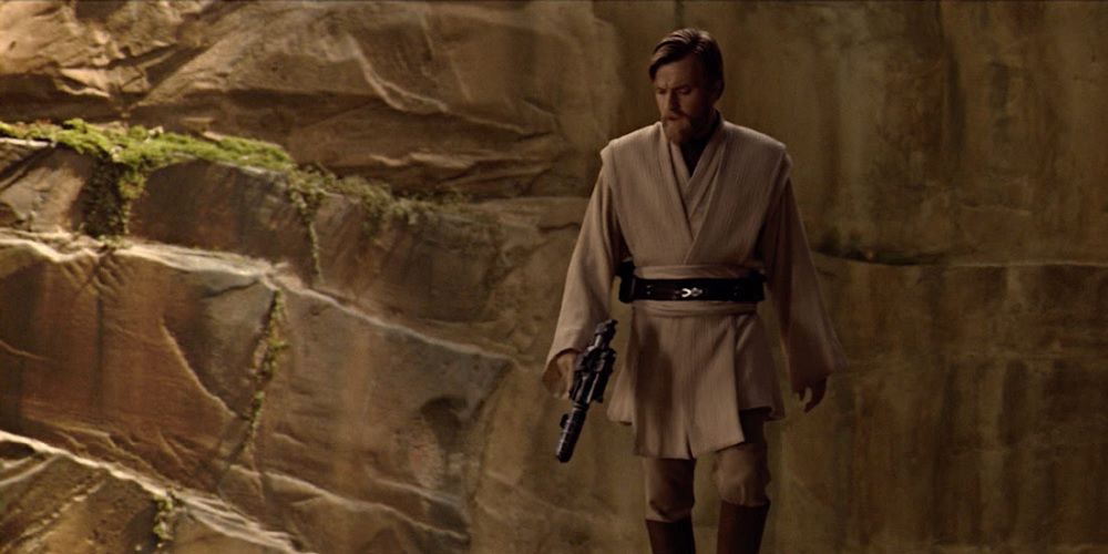 Obi Wan Kenobi uses a blaster in Star Wars Revenge of the Sith