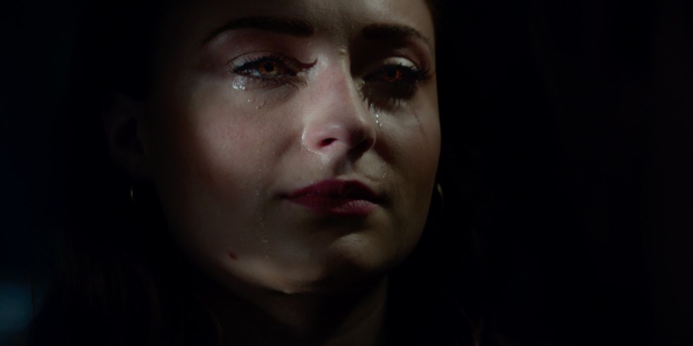 Sophie Turner as Jean Grey-Phoenix crying in X-Men Dark Phoenix