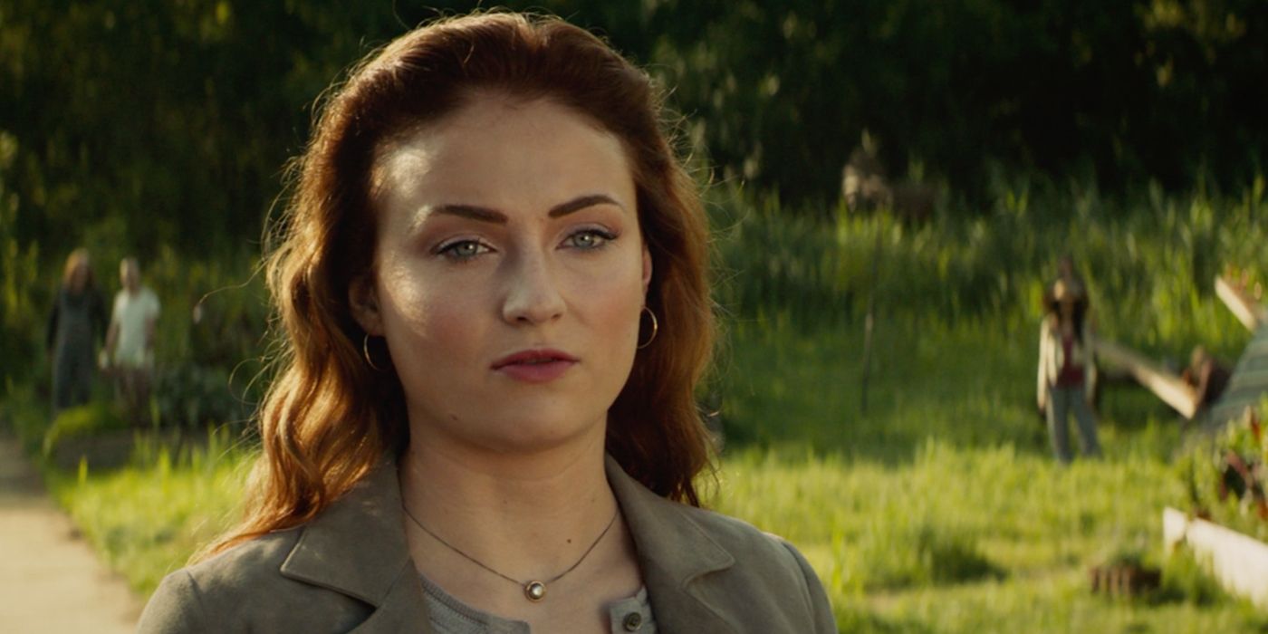 Sophie Turner as Jean Grey in commune in X-Men Dark Phoenix