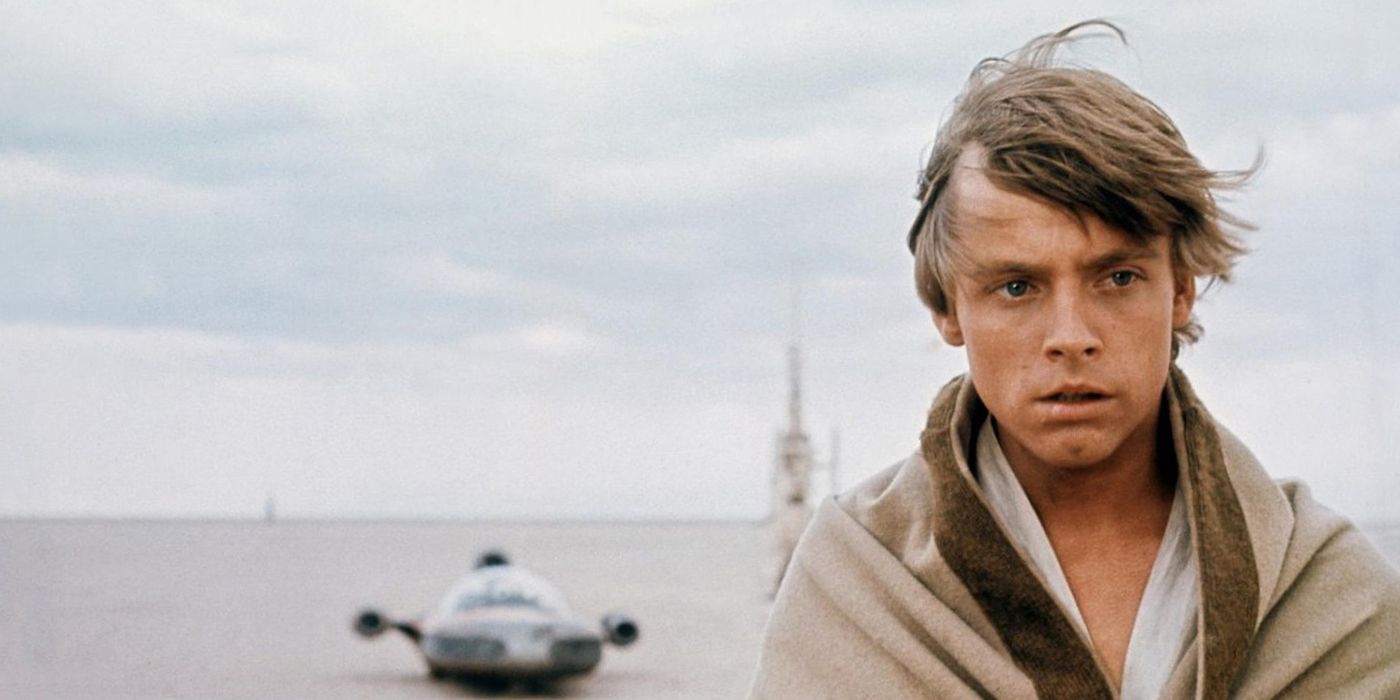 Luke Skywalker in Tatooine in Star Wars A New Hope
