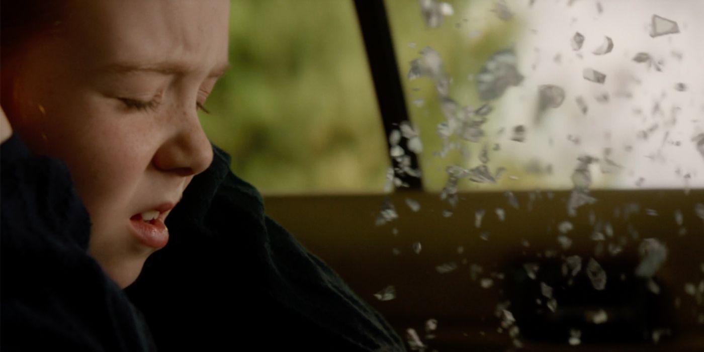 Summer Fontana as Young Jean Grey in car crash in X-Men Dark Phoenix