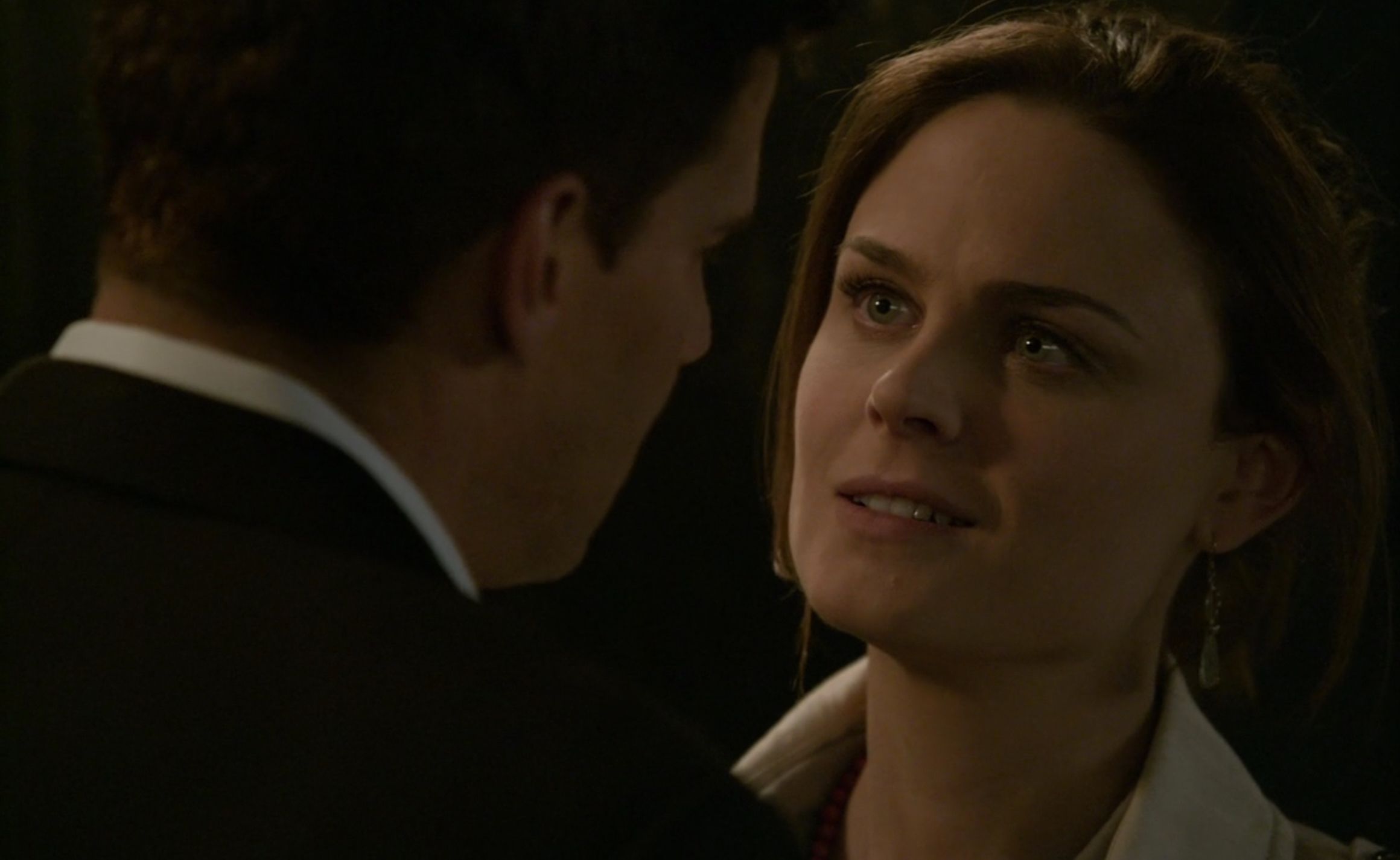Bones: 20 Things About Booth And Brennan’s Relationship That Make No Sense