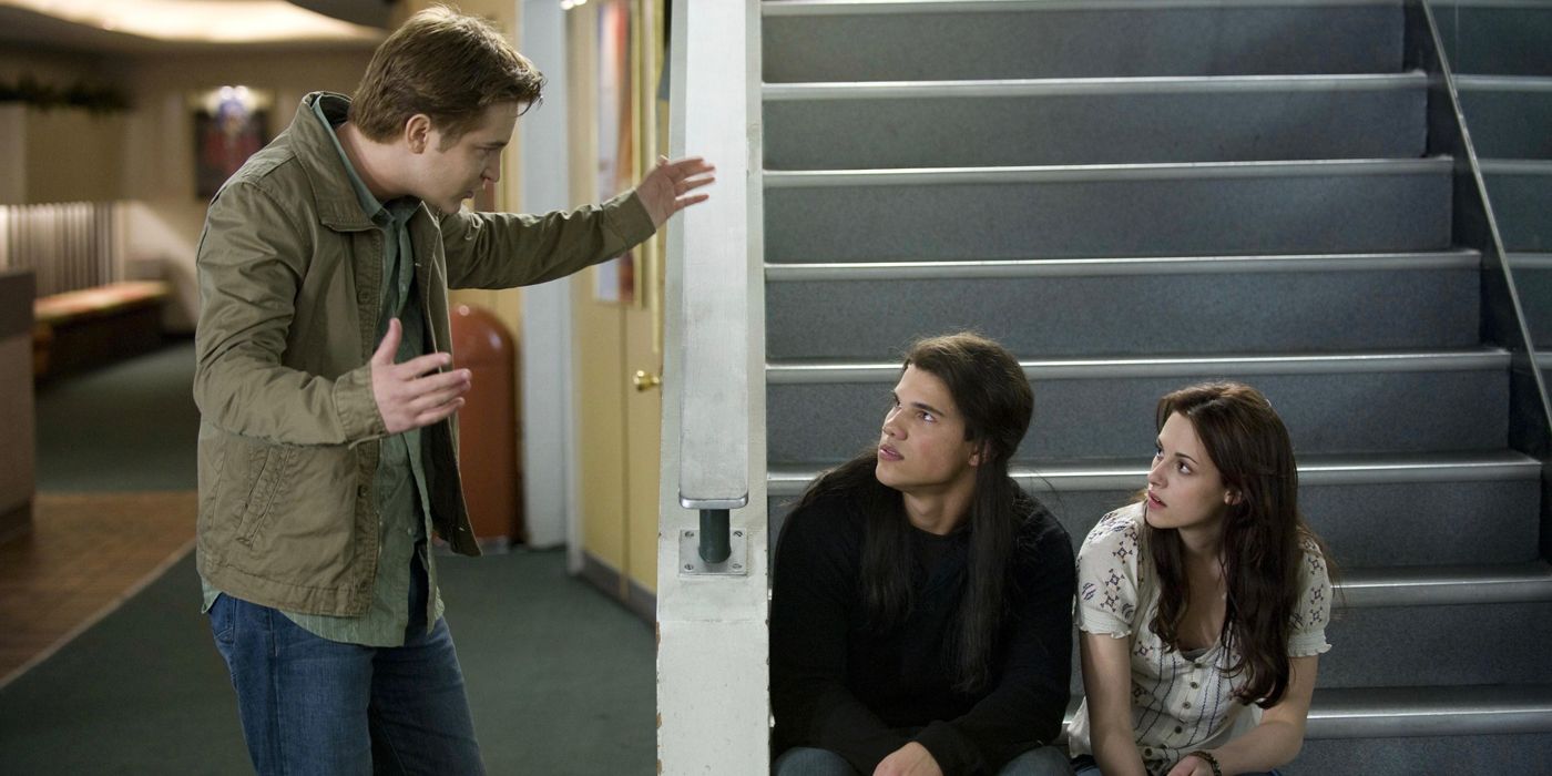 Edward talking to Jacob and Bella.