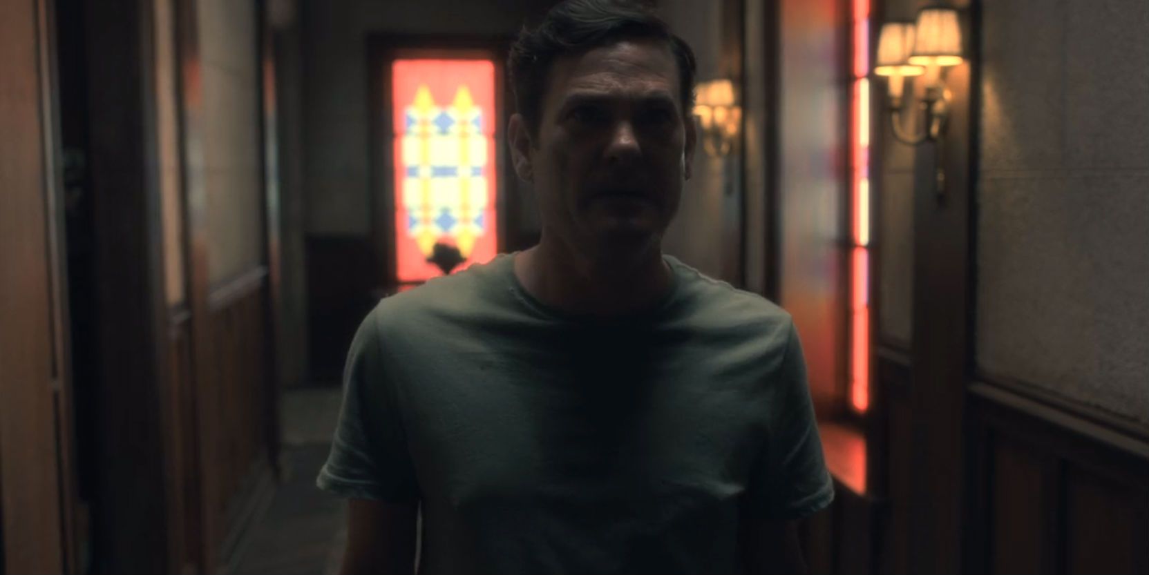Haunting of Hill House - Hidden Ghost outside Red Room