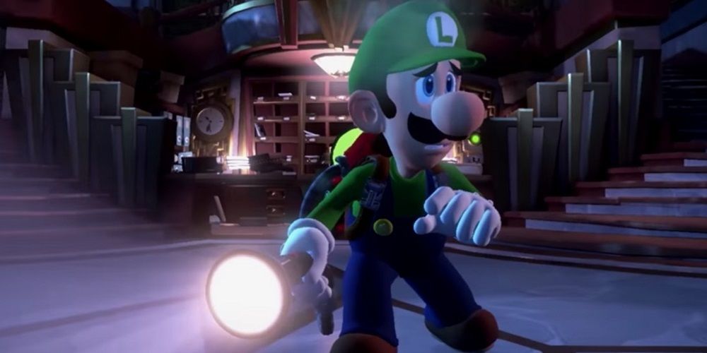 Luigi looks frightened from Luigi's Mansion 3 