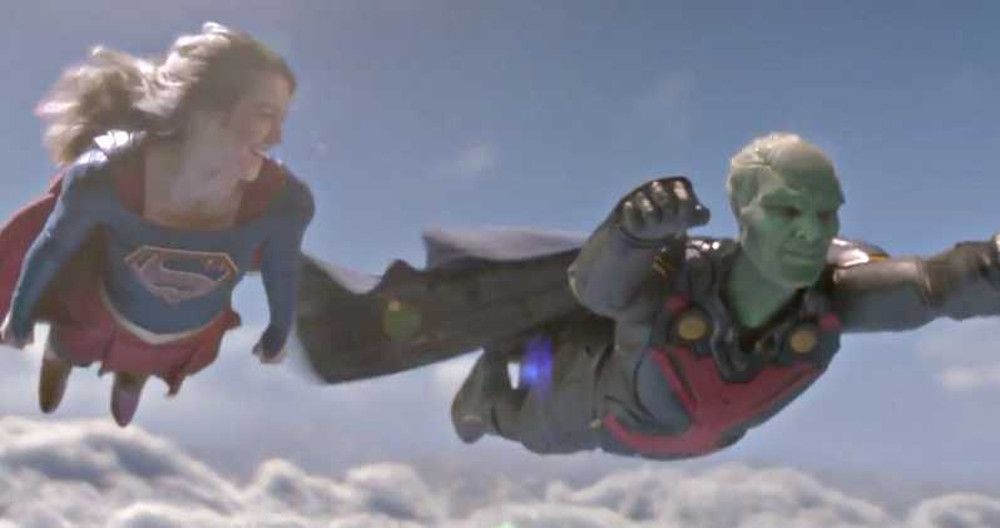 Supergirl Martian Manhunter flying lesson scene