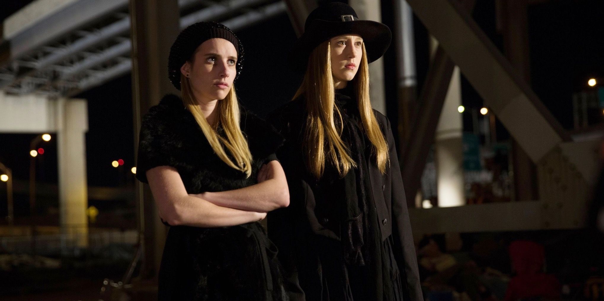 Taissa Farmiga and Emma Roberts in American Horror Story Coven