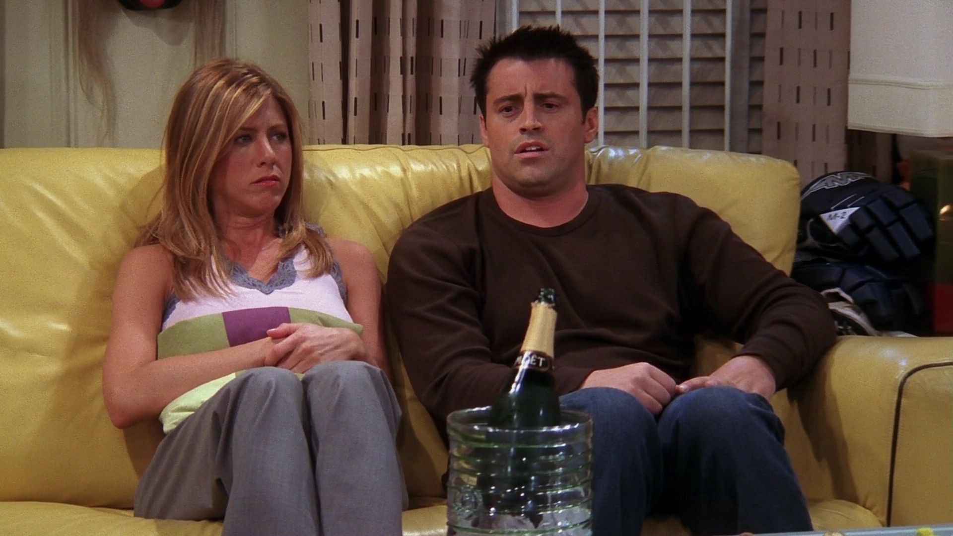 Friends 23 Crazy Revelations About Joey And Rachels Relationship