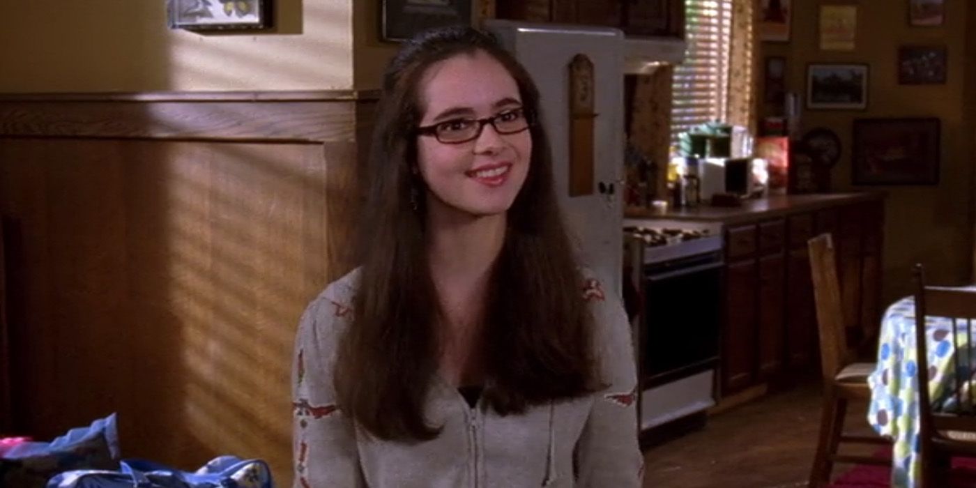 April Nardini sorrindo em Gilmore Girls: A Year In The Life