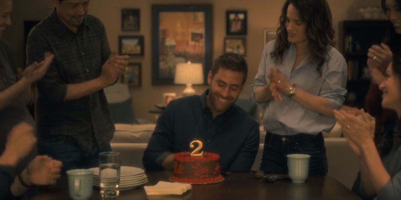 Luke with a cake in The Haunting of Hill House