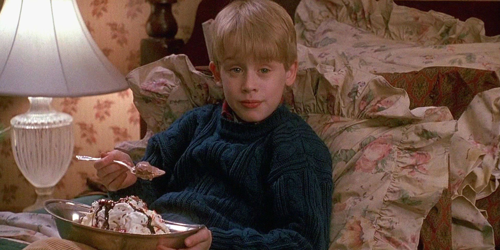 Home Alone 2 - Kevin eating ice cream