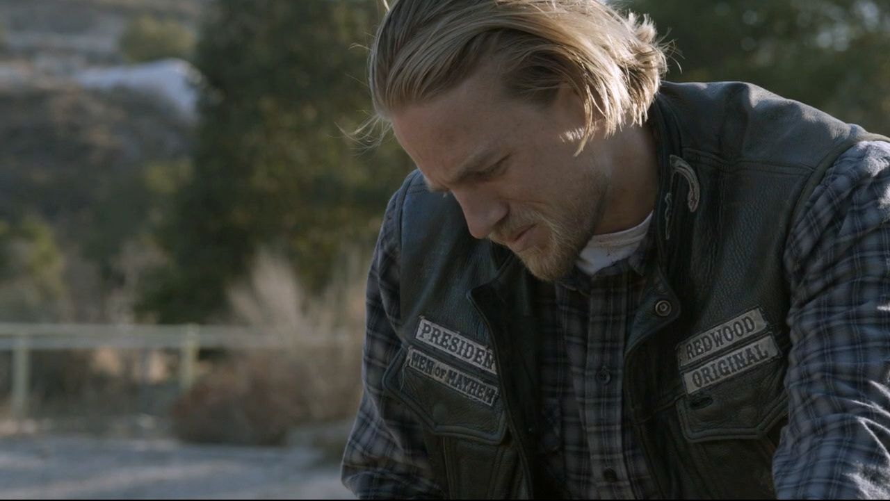 Sons Of Anarchy 20 Crazy Details About Jaxs Anatomy