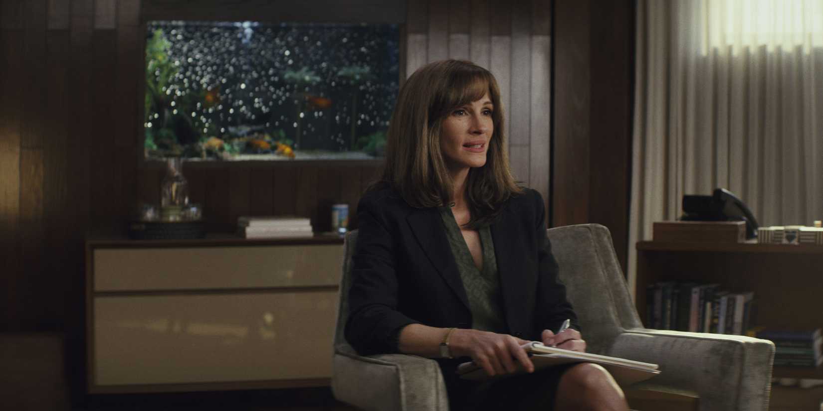Julia Roberts in Homecoming Amazon