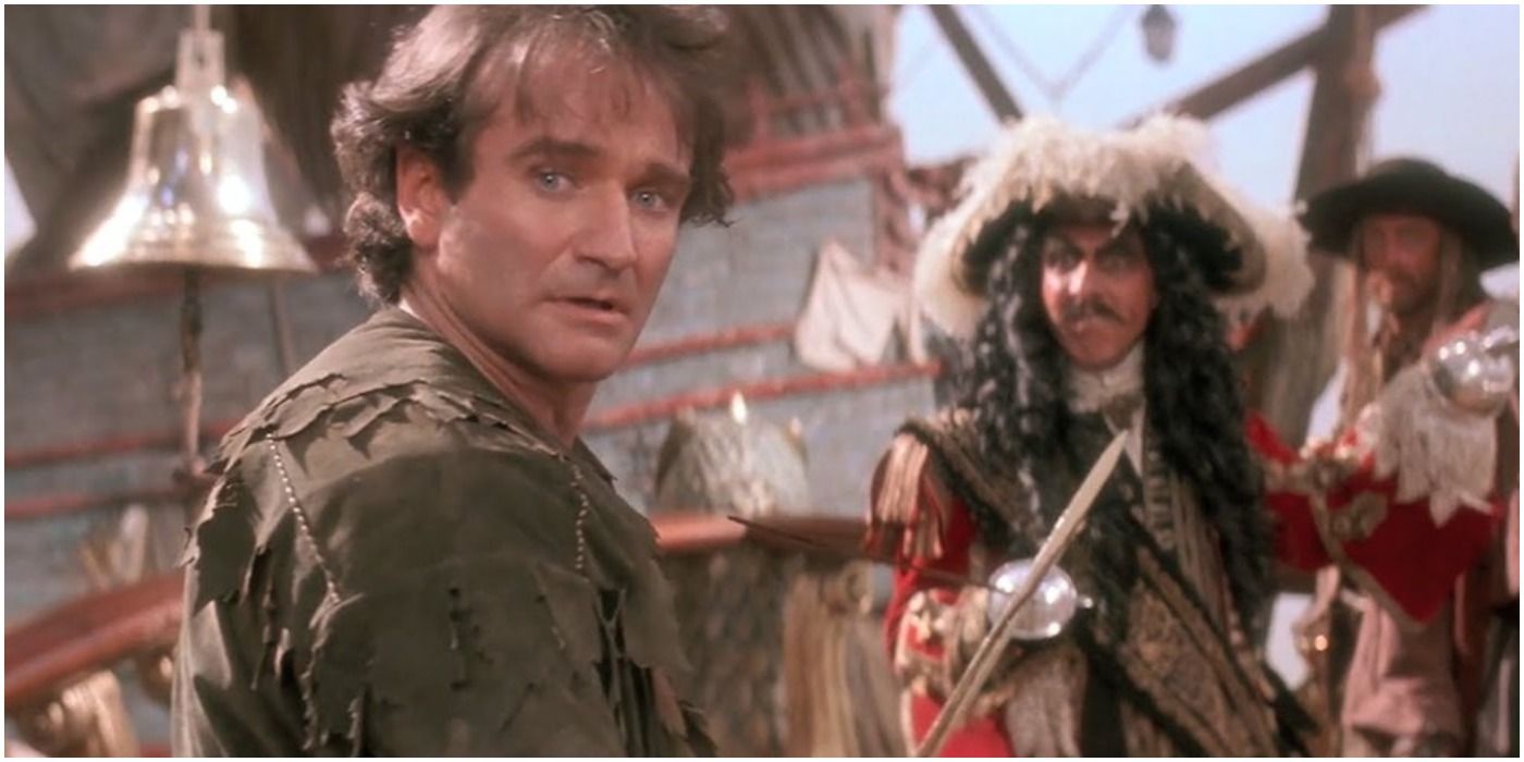 Robin Williams as Peter Pan and Dustin Hoffman as Captain Hook in Hook
