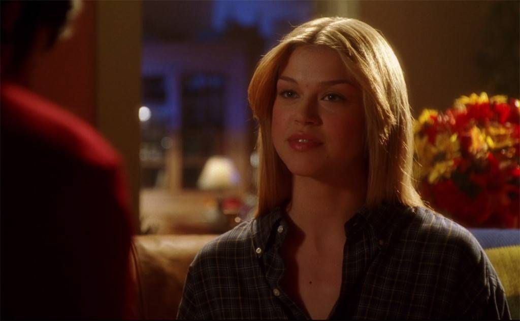 Adrianne Palicki In Smallville