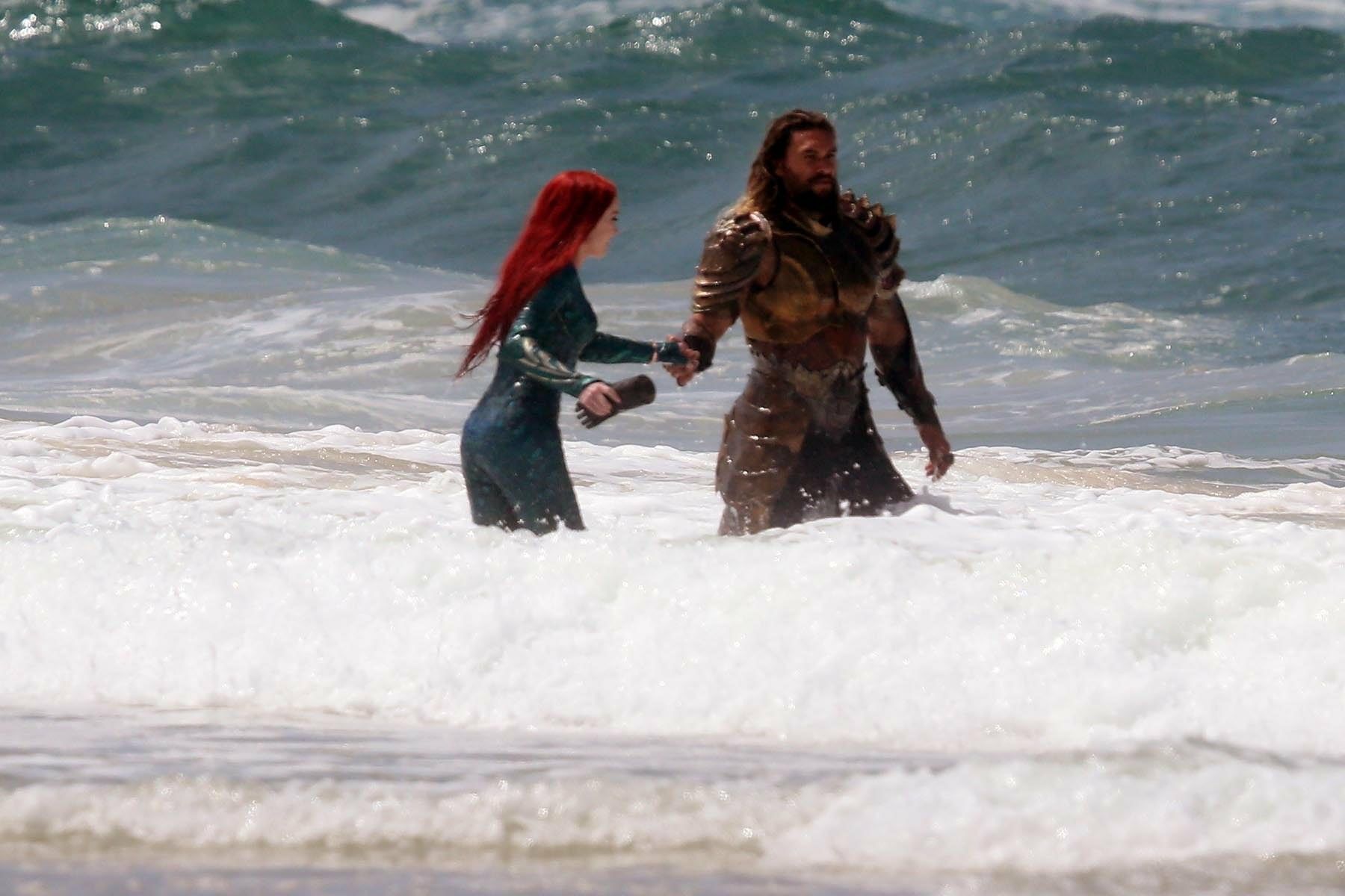 Amber Heard and Jason Momoa in Aquaman Behind the Scenes