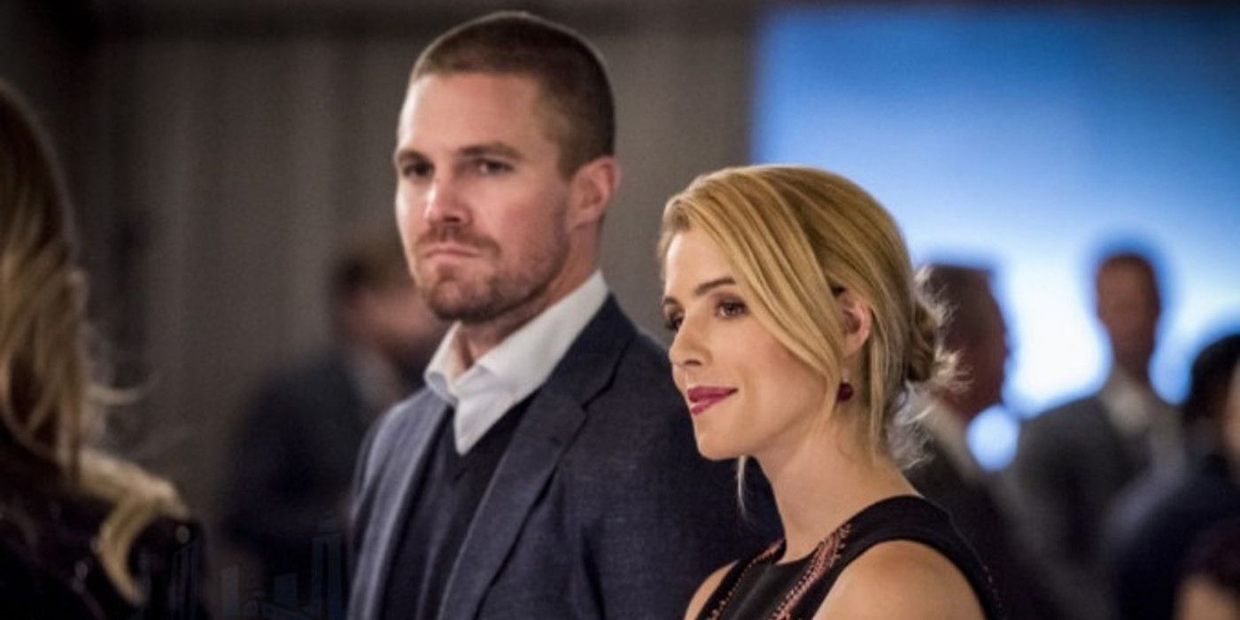 Arrow Oliver Queen Felicity Smoak Unmasked Stephen Amell Emily Bett Rickards