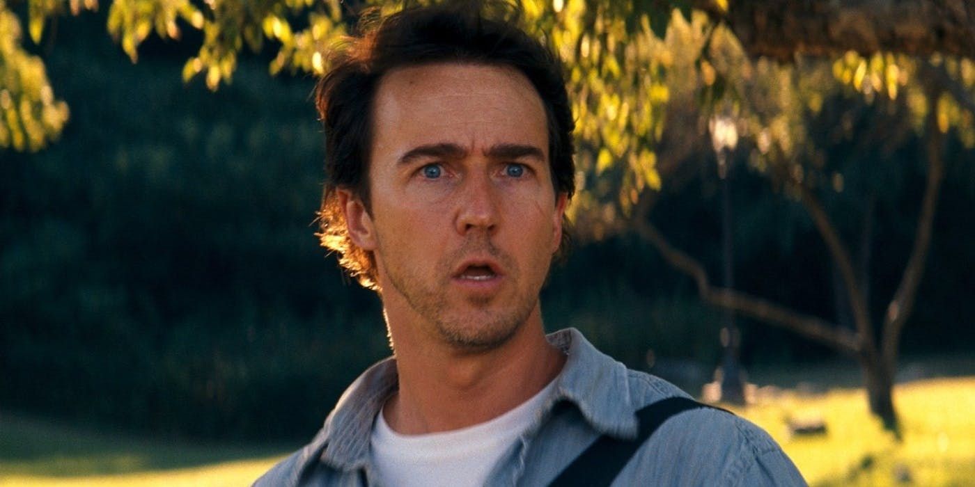 Edward Norton as Bruce Banner, looking surprised in The Incredible Hulk