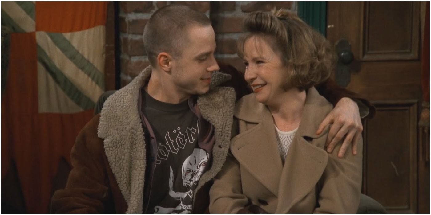 Giovanni Ribisi and Debra Jo Rupp as Frank and Alice in Friends