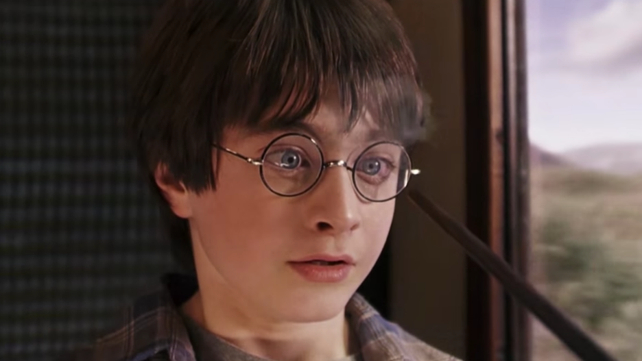 The Sorcerer's Stone: Hermione uses 'Reparo' to fix Harry's glasses.