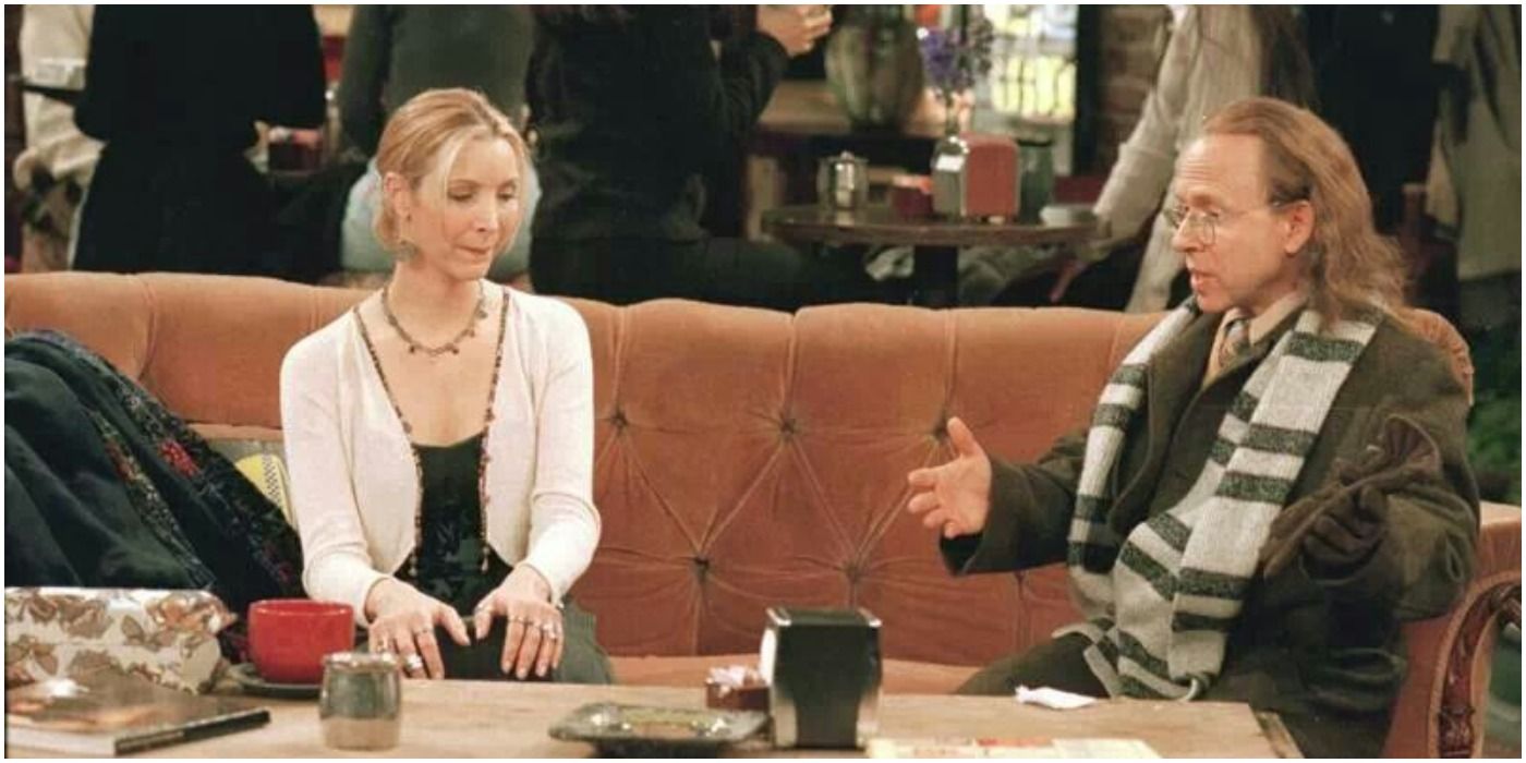 Lisa Kudrow as Phoebe and Bob Balaban in Friends