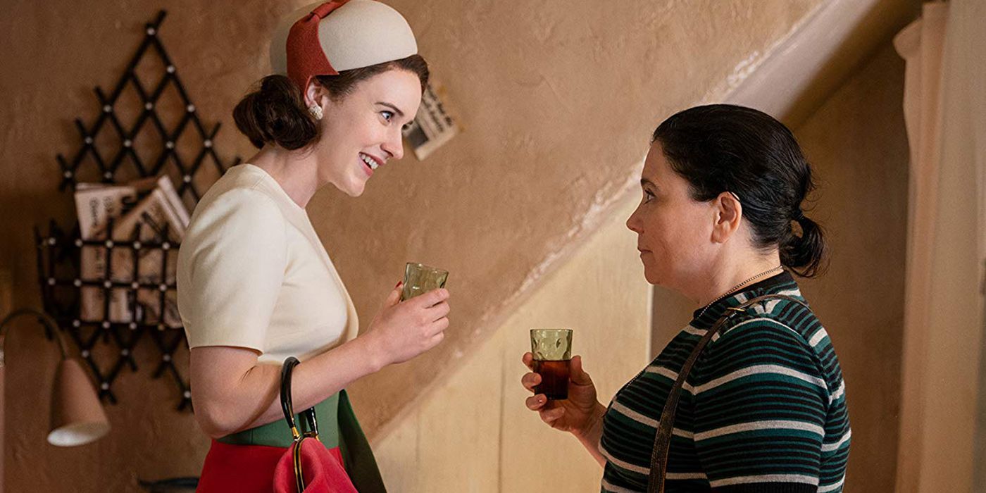 Midge and Susie talking in The Marvelous Mrs. Maisel